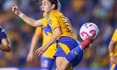 B体育官网入口-运动员荣耀展示：女子足球舞台惊艳登场的简单介绍