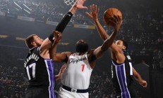 B体育app下载地址-关于火箭客场击败爵士，哈登孤军奋战的信息