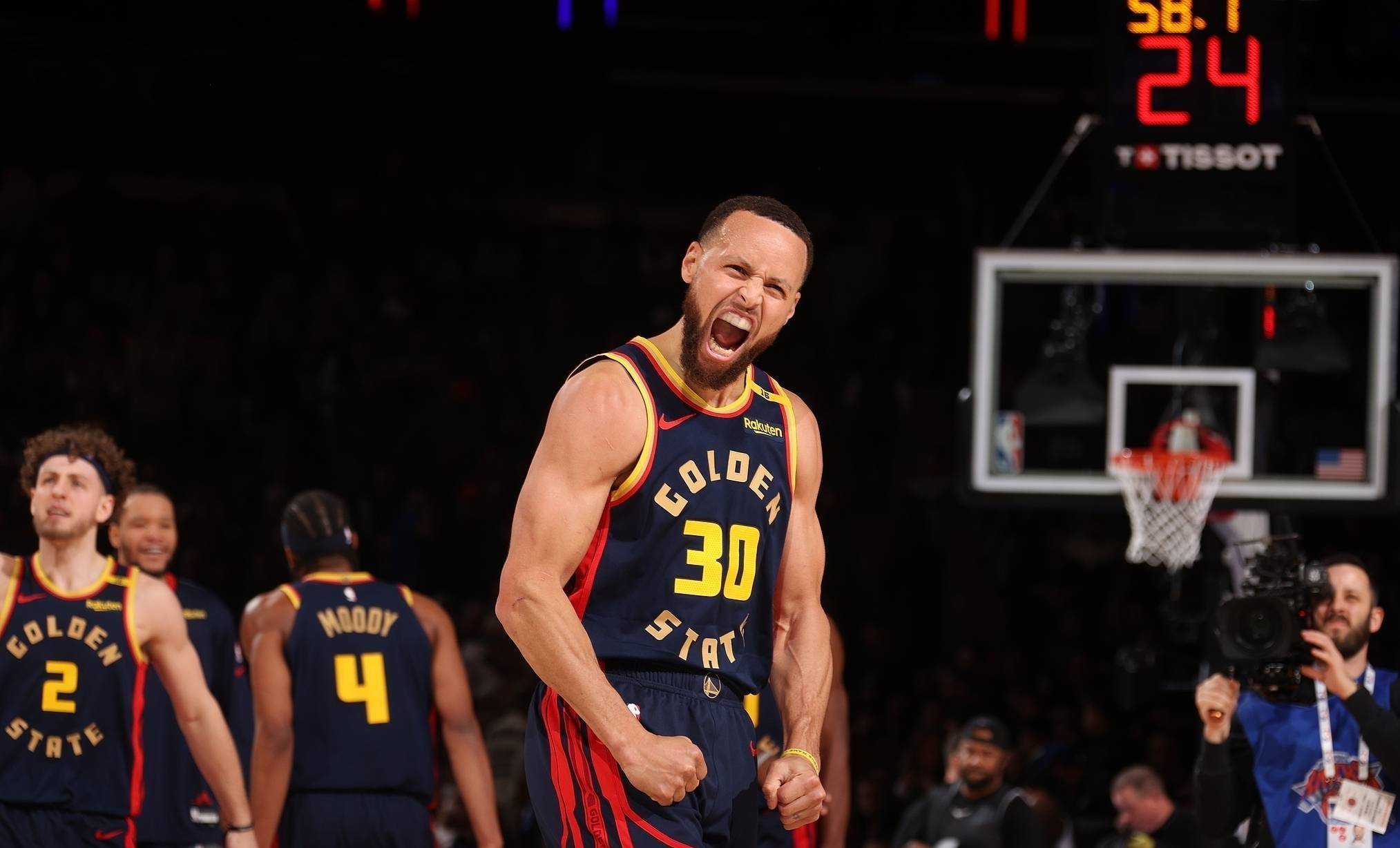 美国NBA总决赛揭幕火箭战勇士