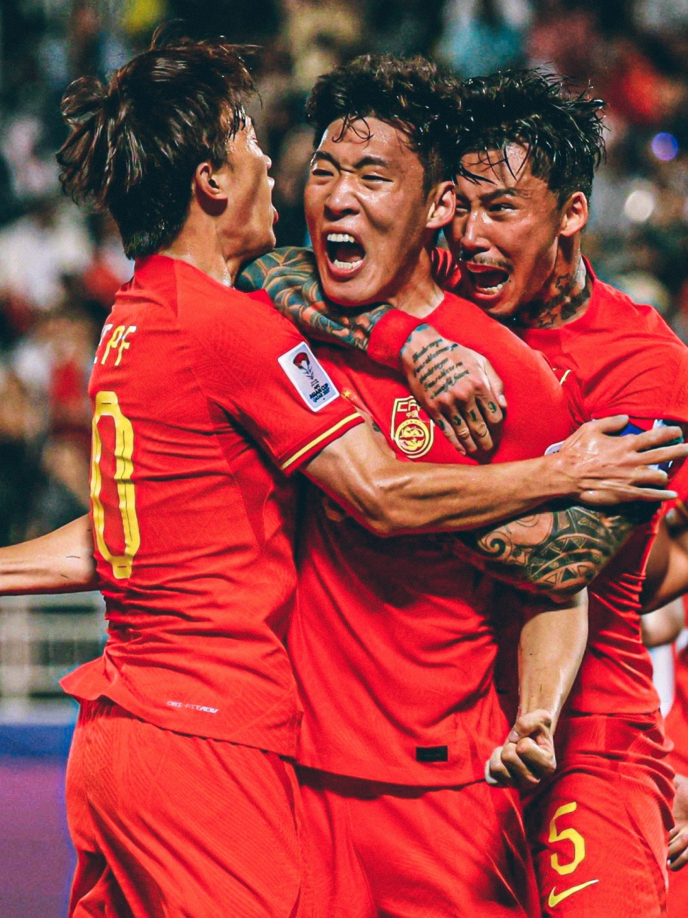 足球赛事中的激烈角逐见证实力较量