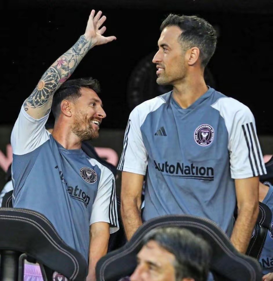 瓦朗谢纳客场上演绝杀,主场球迷沸腾的简单介绍 瓦朗谢纳客场上演绝杀,主场球迷沸腾的简单介绍