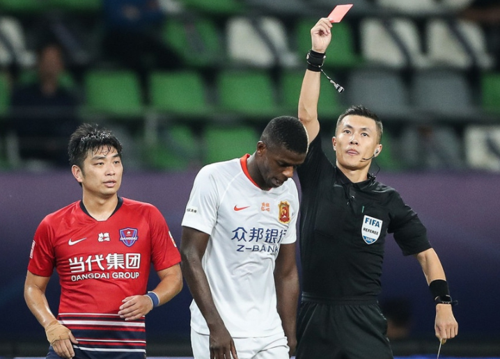 黑马球队再度暴击，逆袭可期的简单介绍