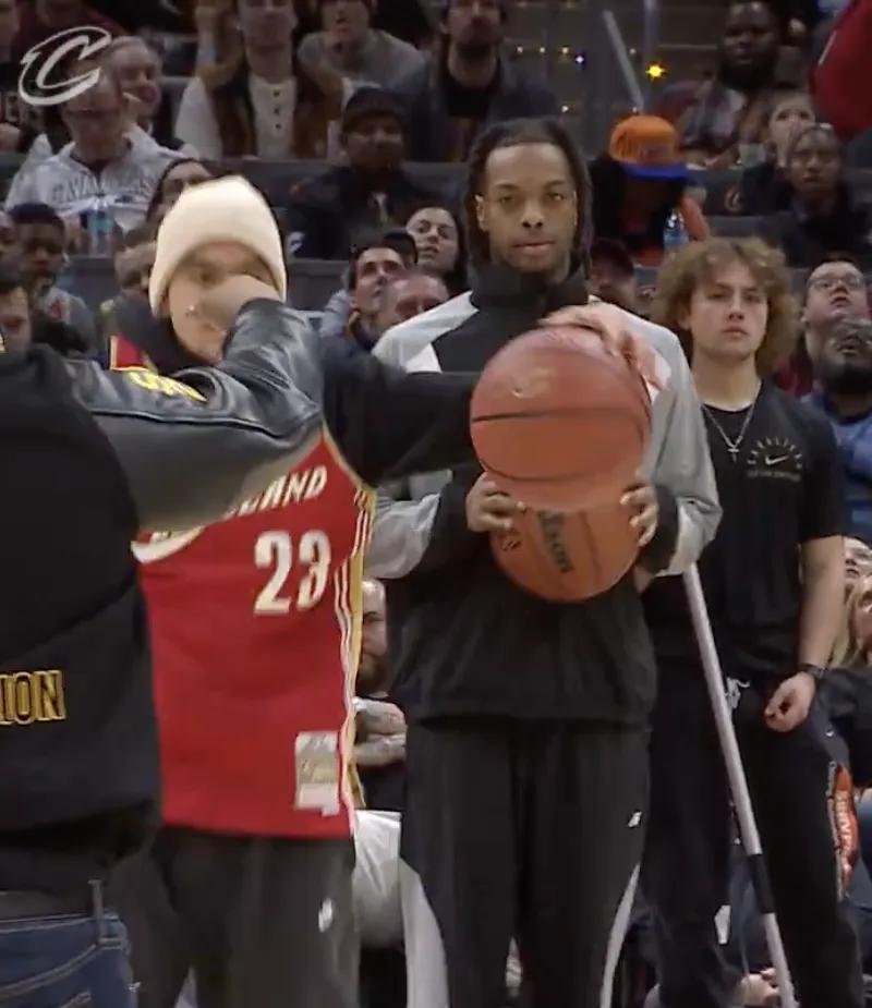 开拓者备战下场比赛，冲刺阶段