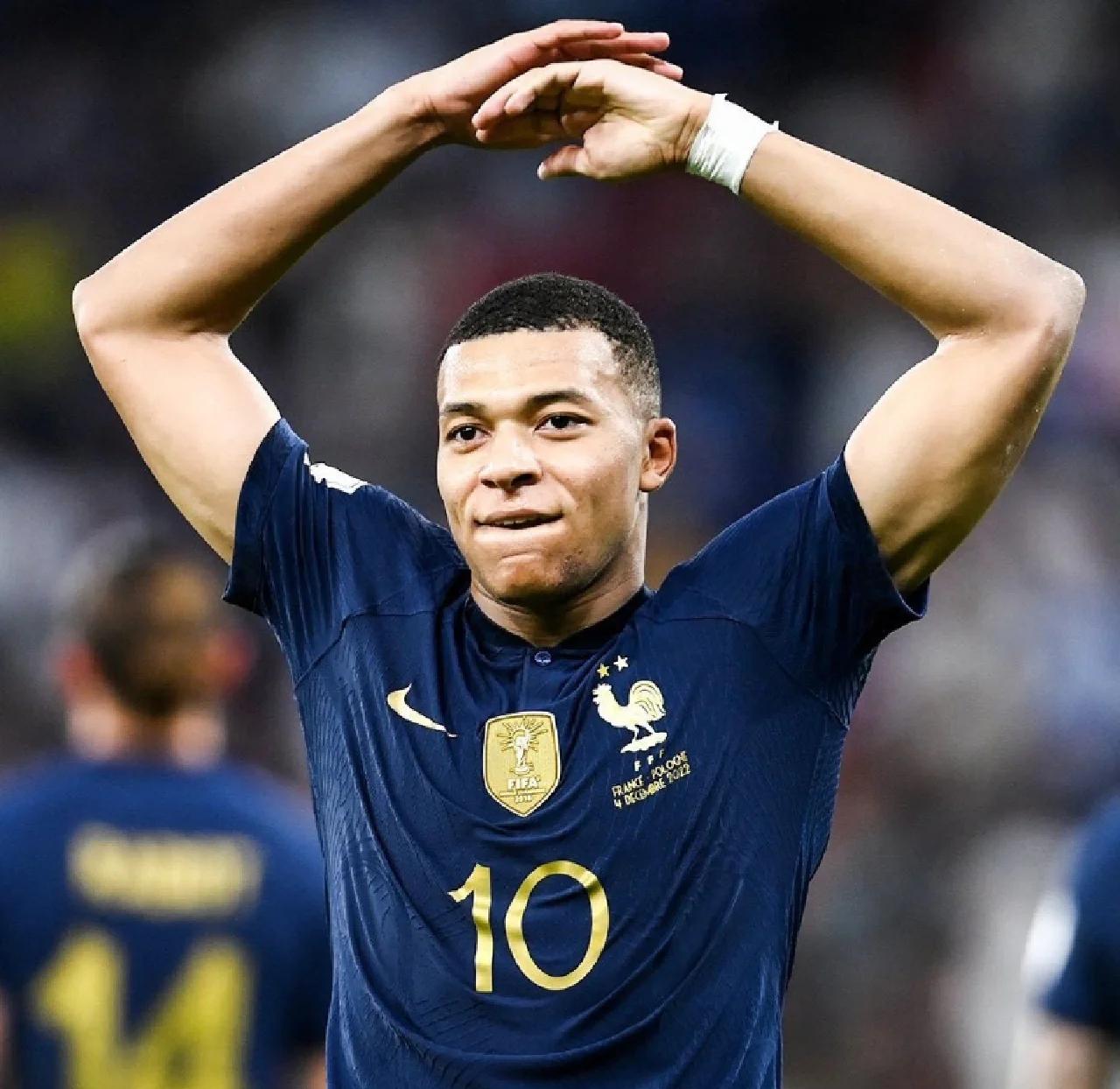 法国队主帅称赞球队表现帮助取得胜利 法国队主帅称赞球队表现帮助取得胜利