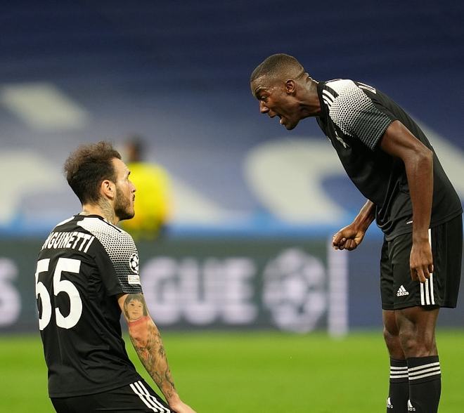 AC米兰传奇后防卢卡雷利退役，球迷感怀：曼城冠军难忘