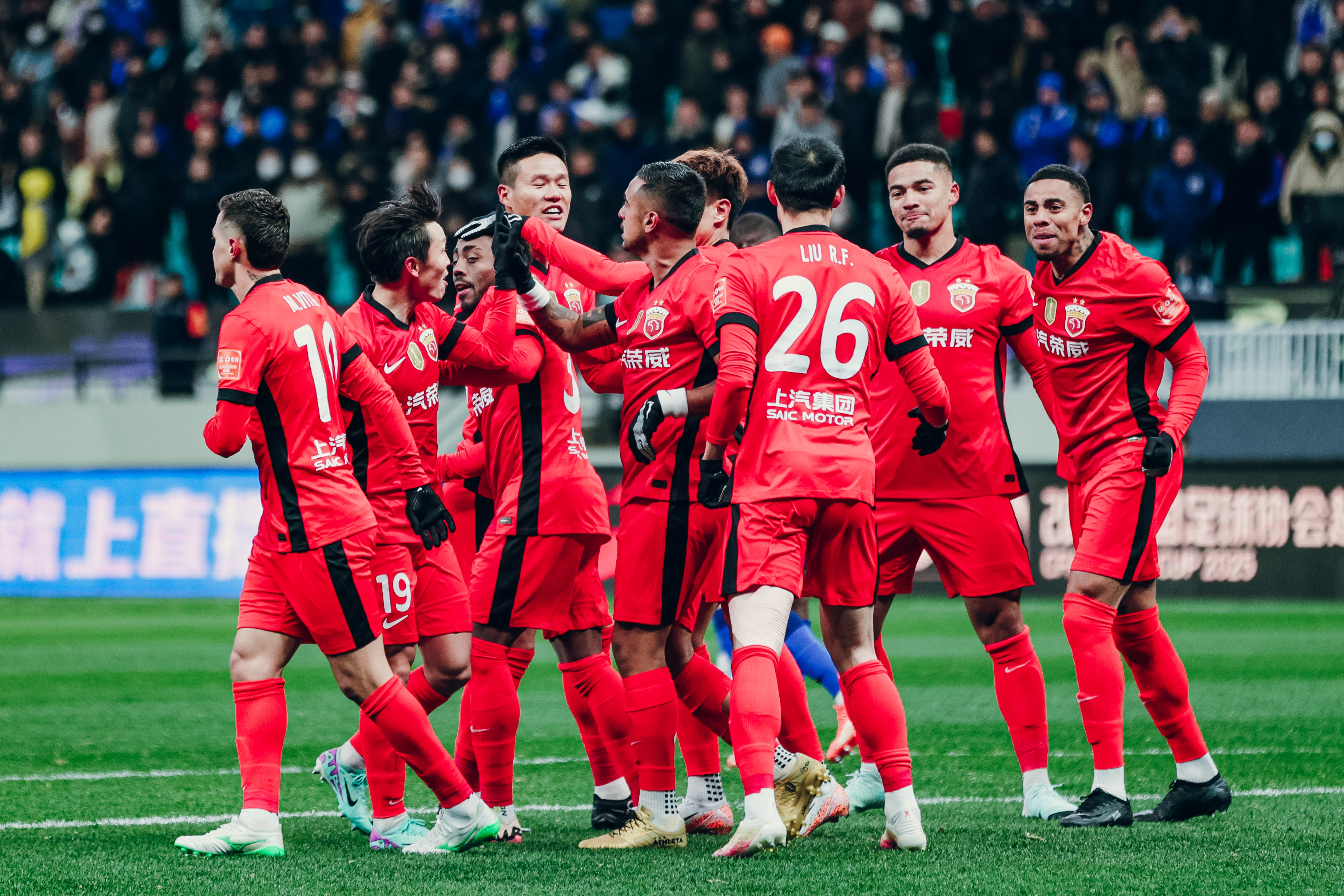 比赛场面激烈,技战术风格各异的简单介绍 比赛场面激烈,技战术风格各异的简单介绍