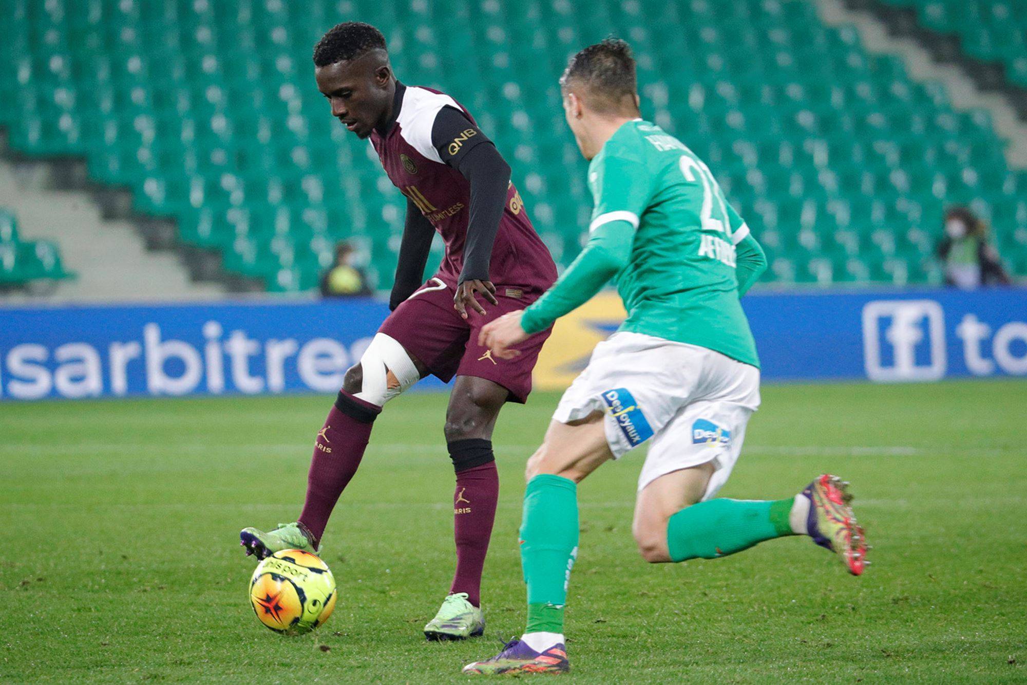 关于圣埃蒂安在客场遭遇挑战，遗憾失利的信息